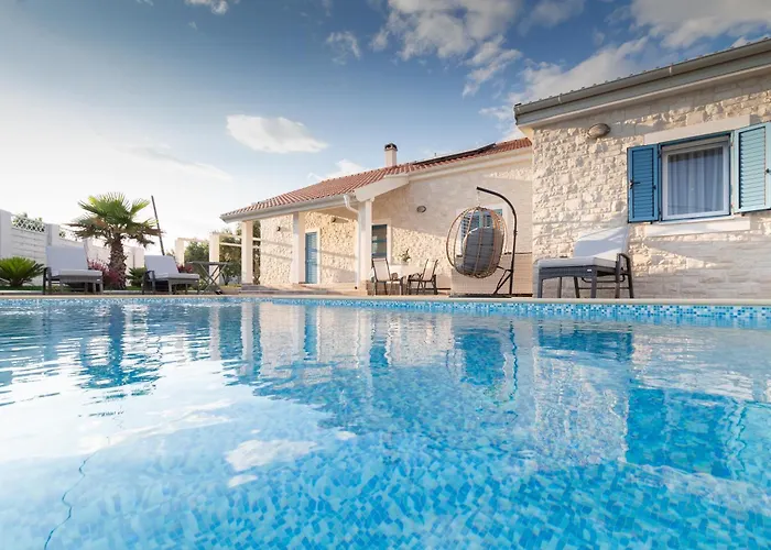 Rafajela - Private Pool * Privlaka (Zadar)