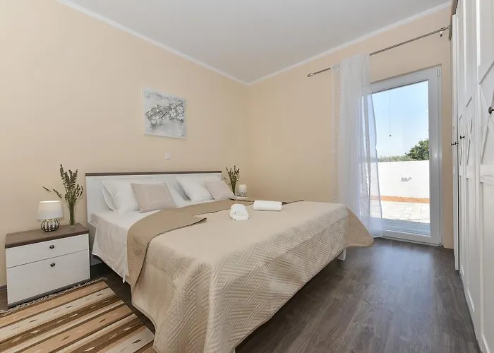 Rafajela - Private Pool * Privlaka (Zadar)