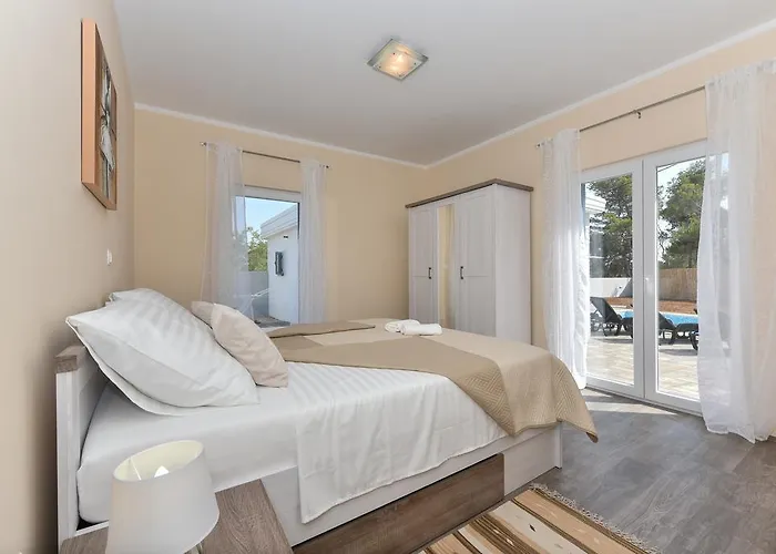 Villa Rafajela - Private Pool Privlaka (Zadar)